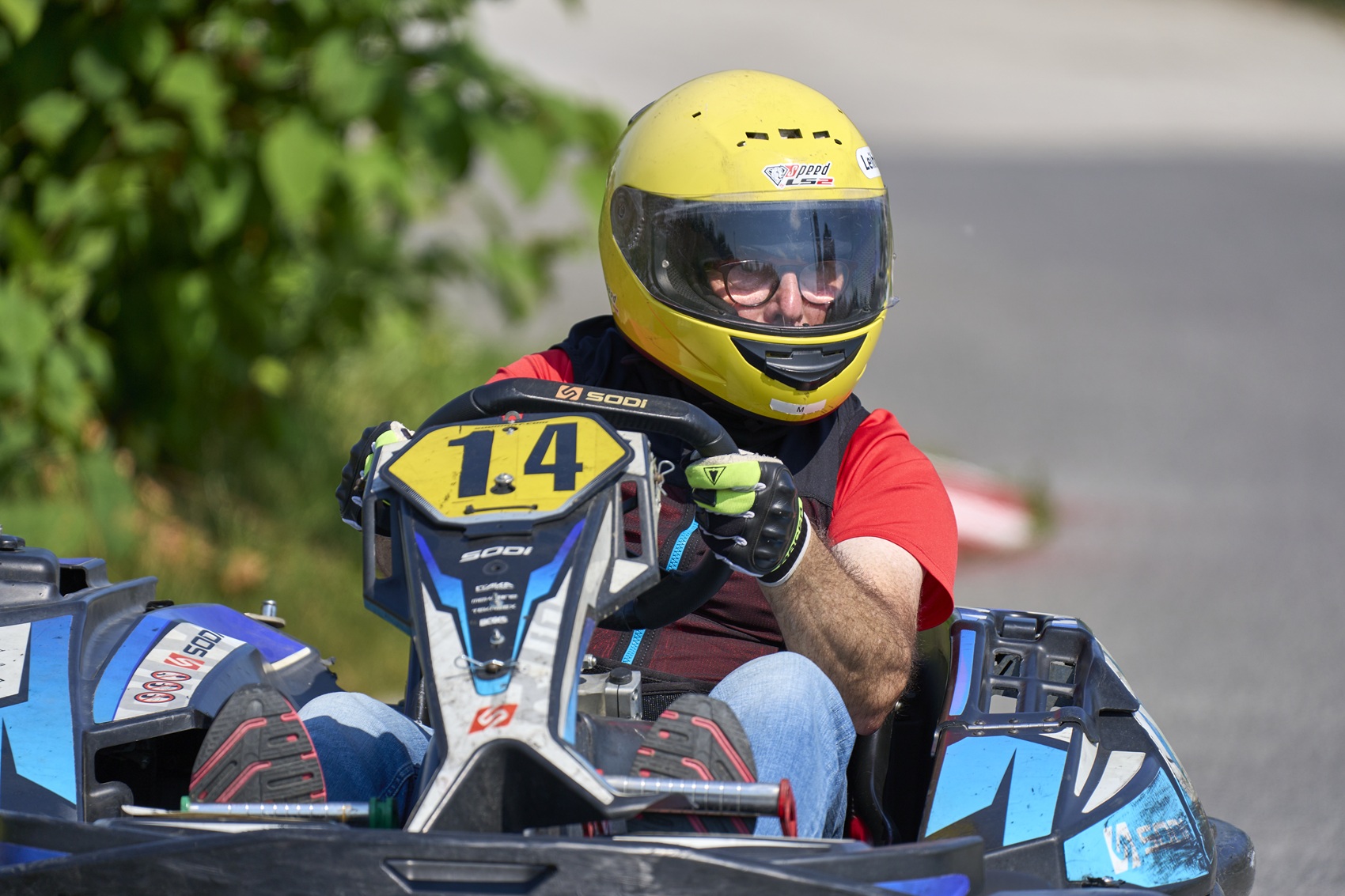 F19_A7V3585