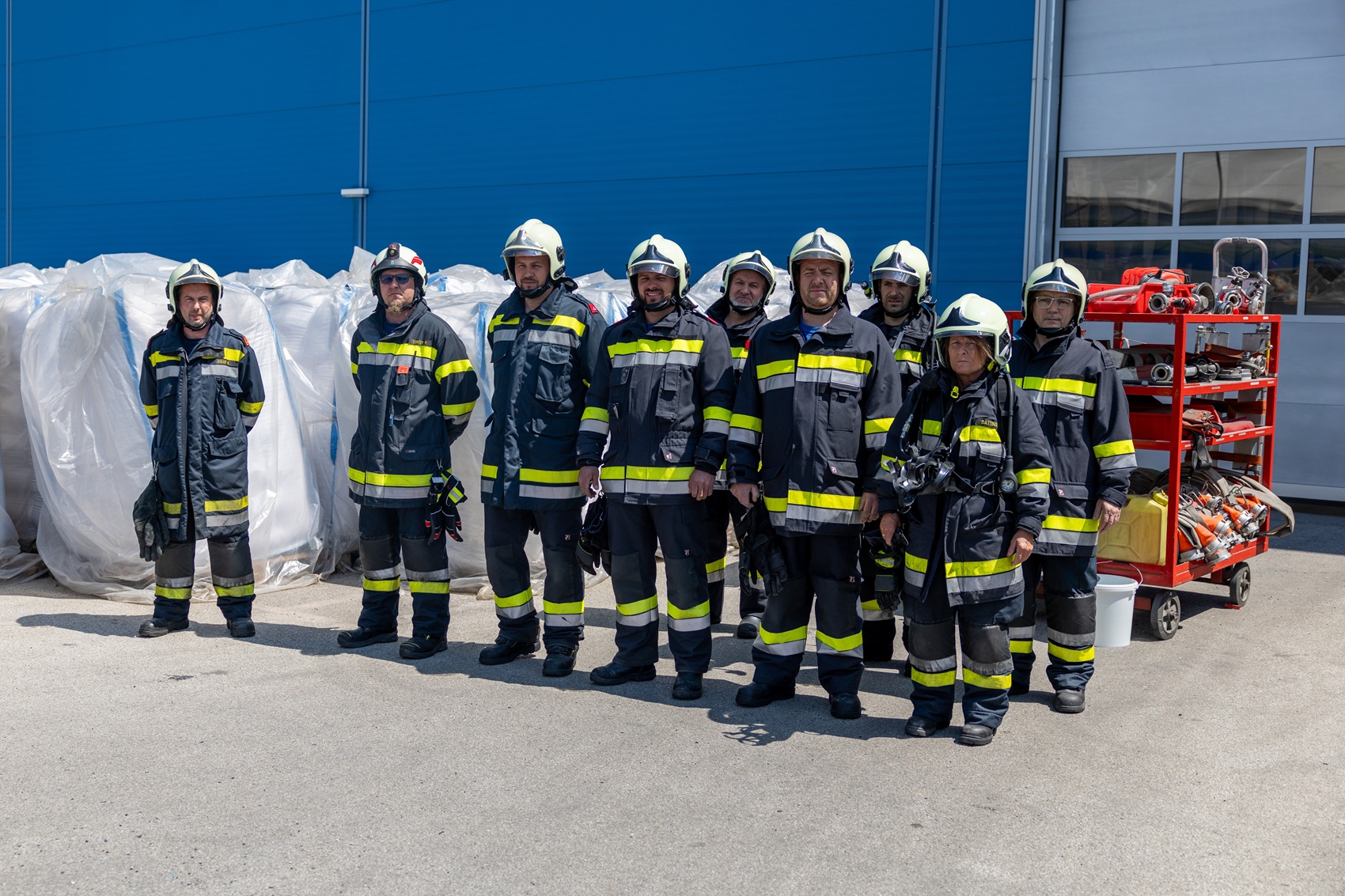 MGG-Polymers-Feuerwehruebung(c)Agentur-und-Punkt_L9A6819-1-Slider Foto 1